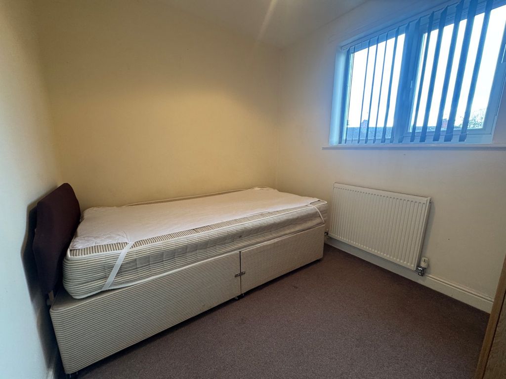 Property photo 2 of 6 Picture No. 11