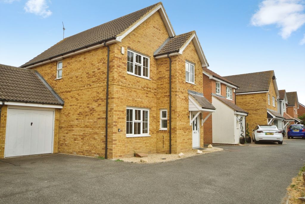 Property photo 1 of 17 Pbox-Img.Jpg