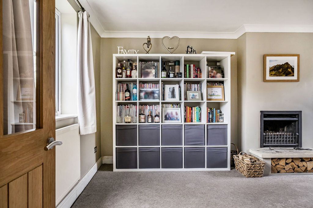 Property photo 2 of 22