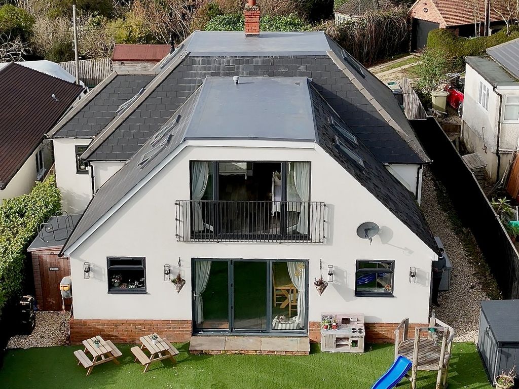 Property photo 1 of 25