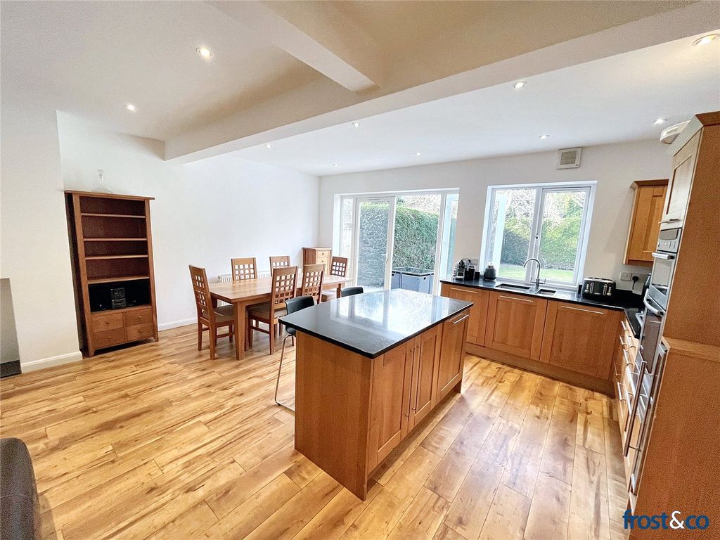 Property photo 2 of 24 Kitchen/Dining Area