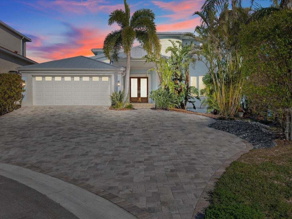Property photo 2 of 16 <Alttext/>