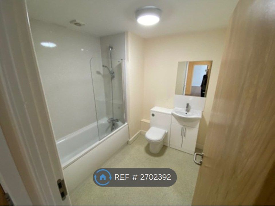 Property photo 3 of 5