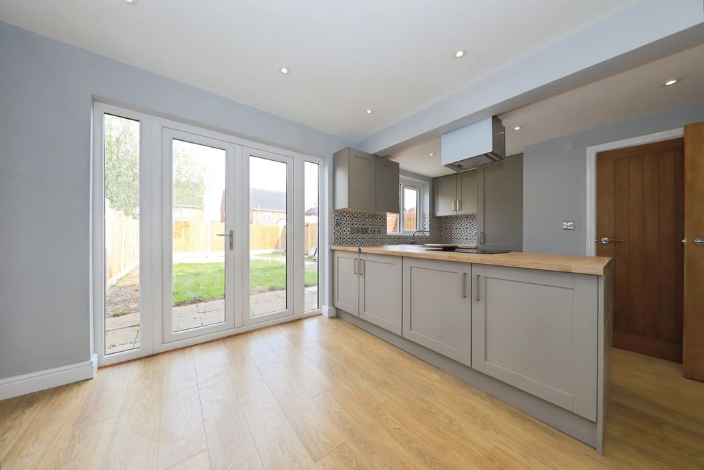 Property photo 1 of 17 Photo