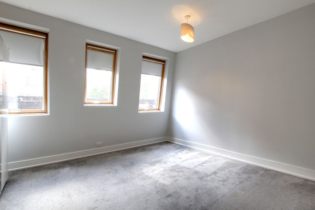 Property photo 3 of 10 3.Jpg