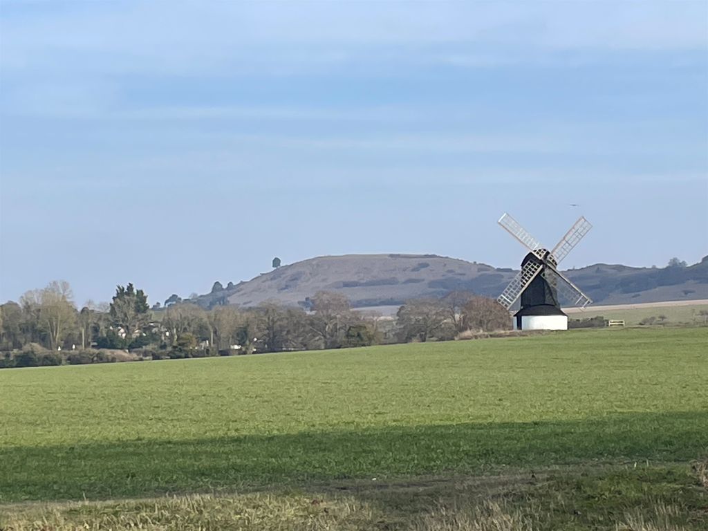 Property photo 3 of 6