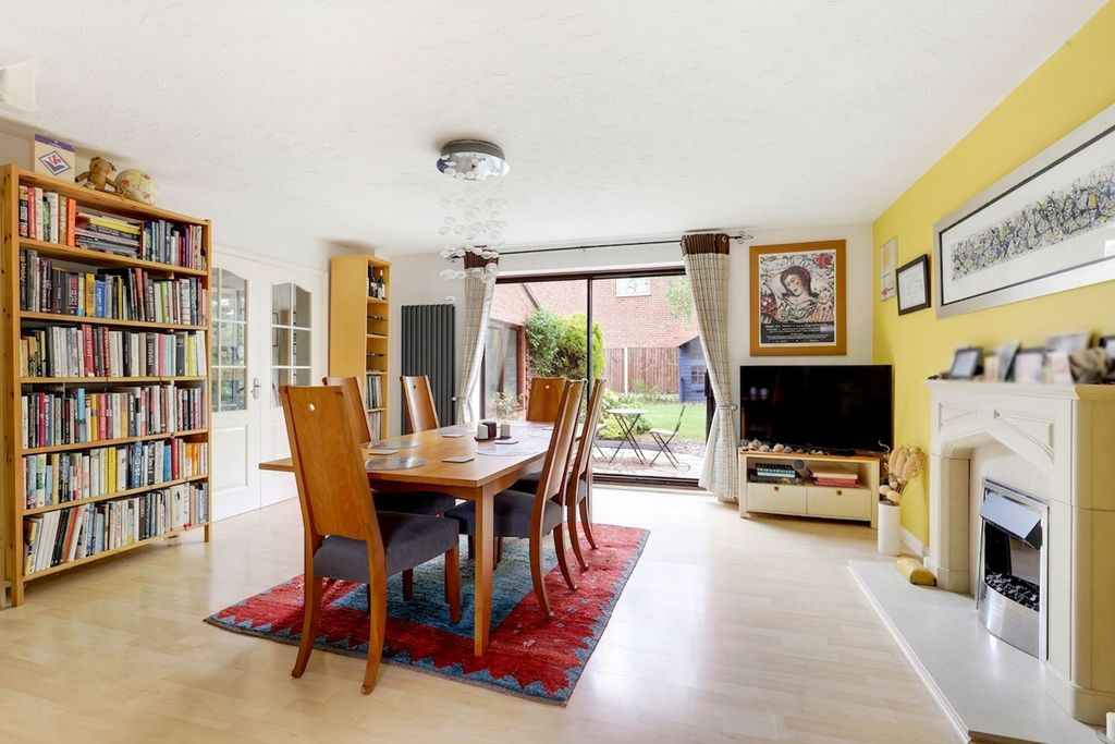 Property photo 3 of 17