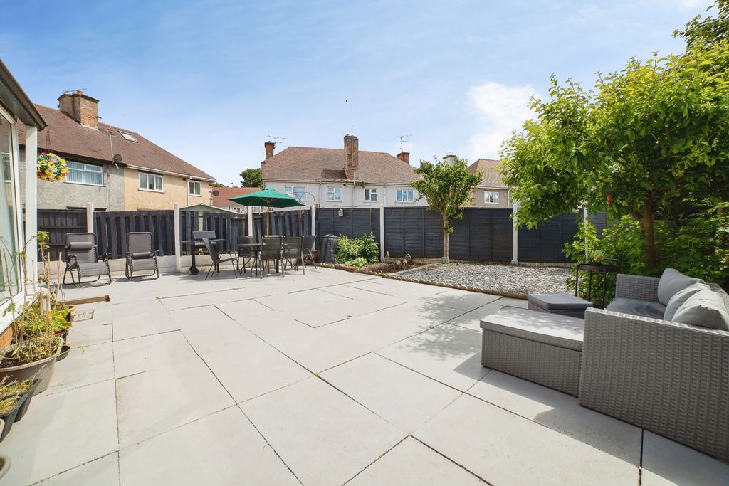 Property photo 3 of 19 Pbox-Img.Jpg