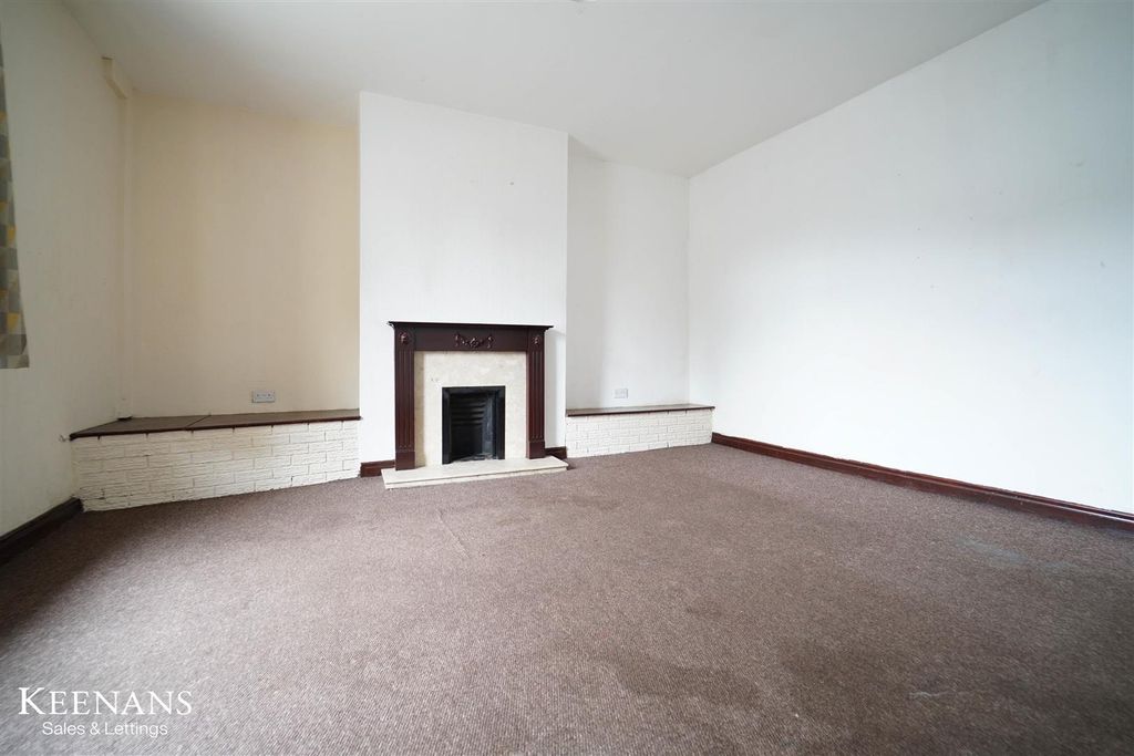 Property photo 2 of 12 2.Jpg
