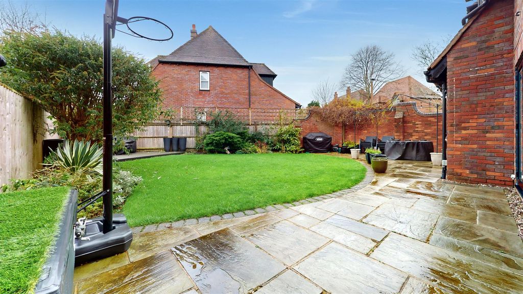 Property photo 3 of 34 12042025_122708.Jpg