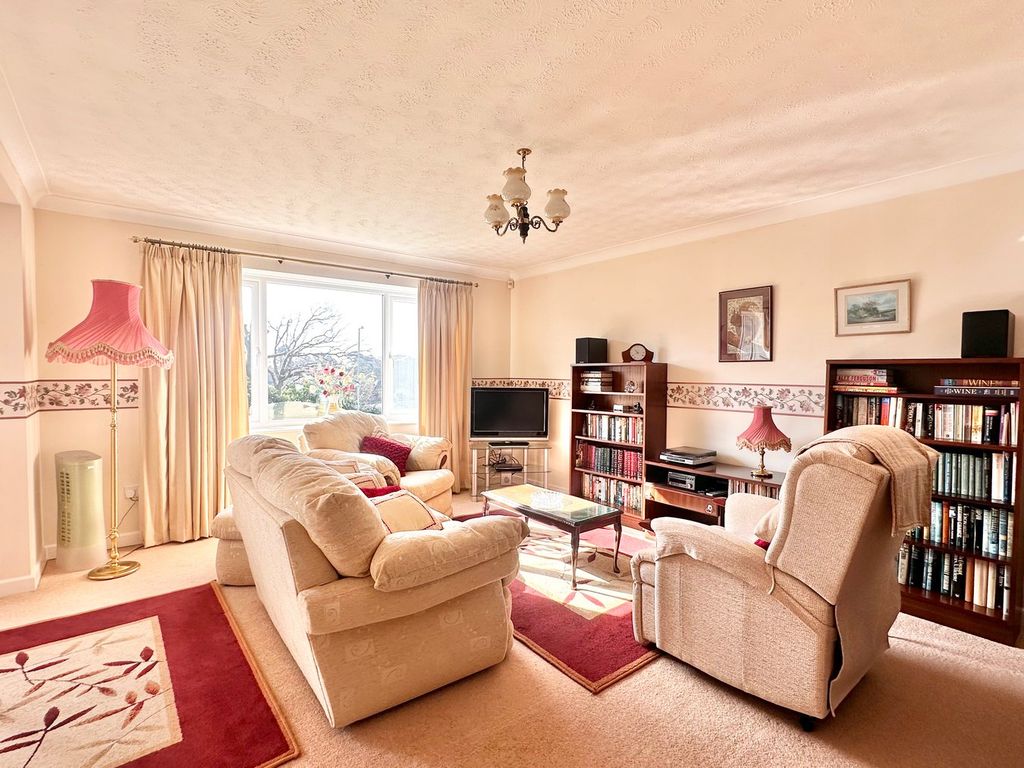 Property photo 3 of 16