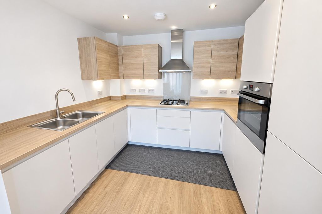Property photo 2 of 20 9.Png