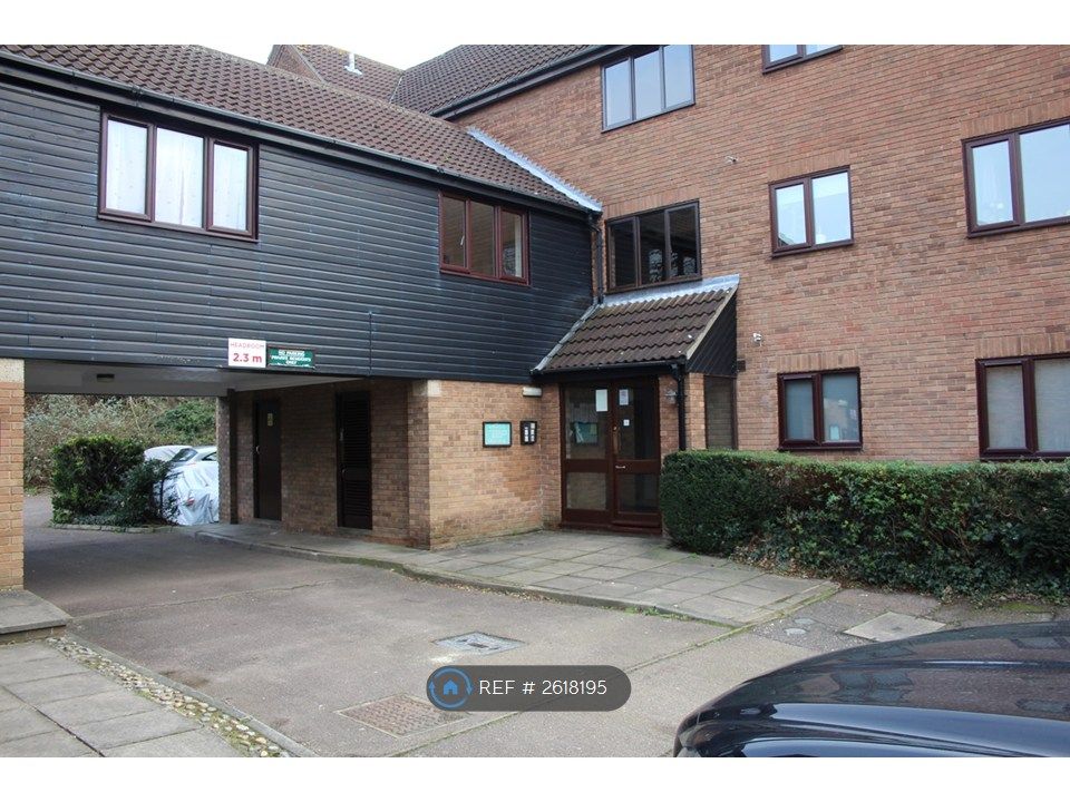 Property photo 1 of 11 Outside