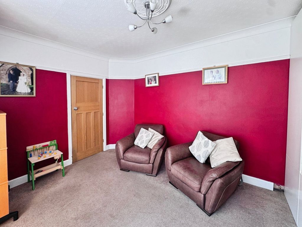 Property photo 3 of 22