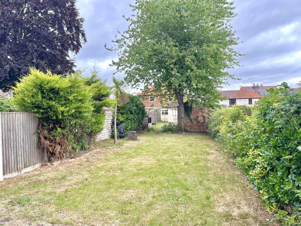 Property photo 3 of 11