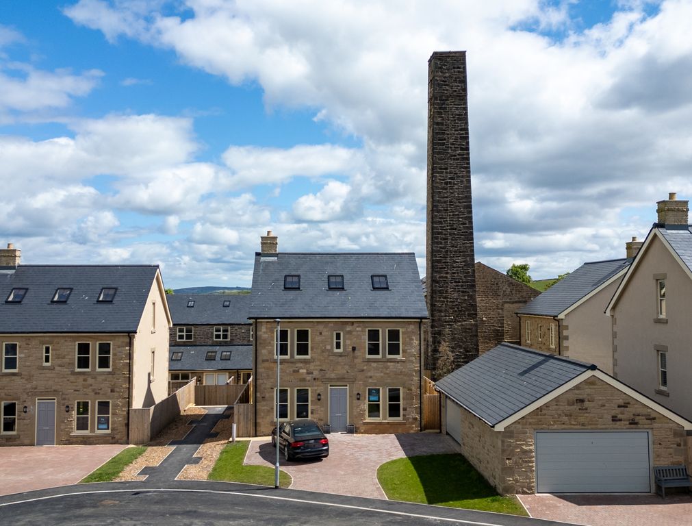 Property photo 1 of 1