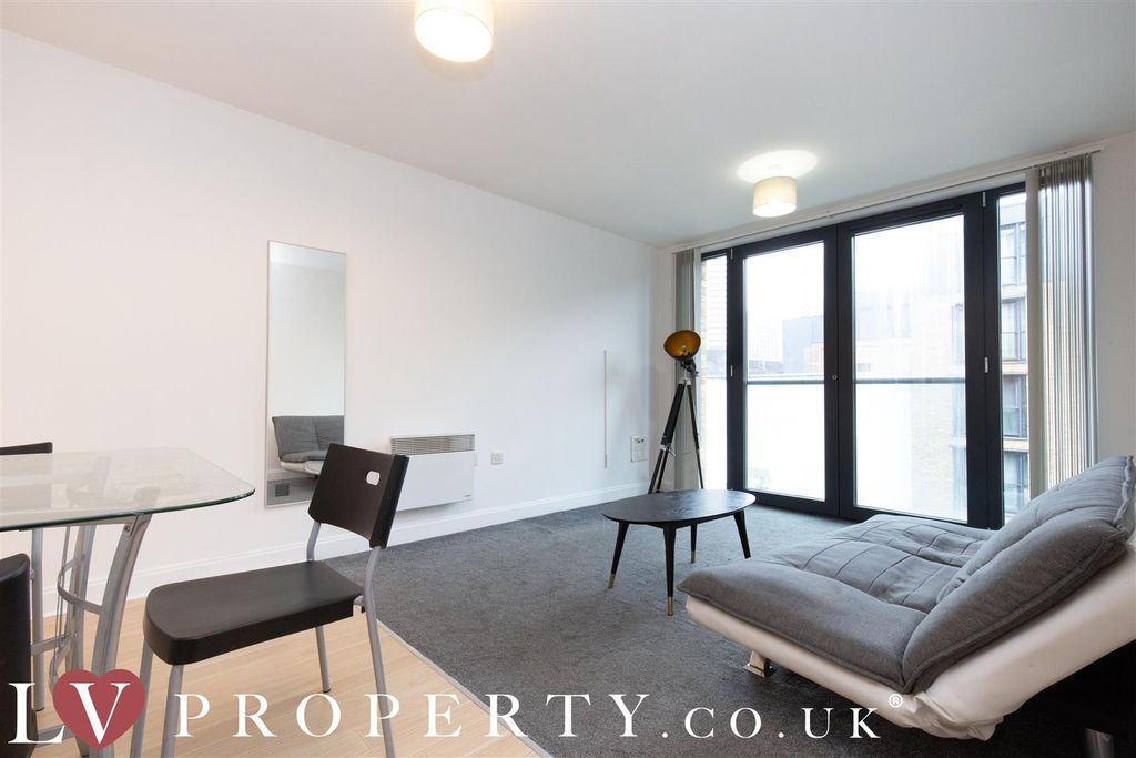 Property photo 2 of 11 N10.Jpg