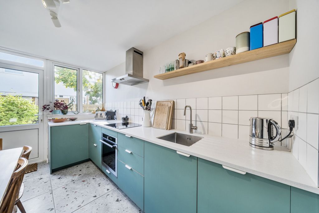 Property photo 2 of 14 Reception