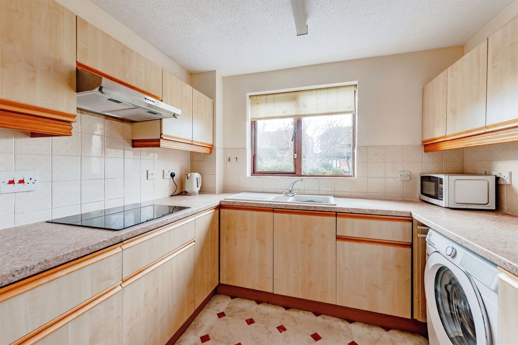 Property photo 3 of 16