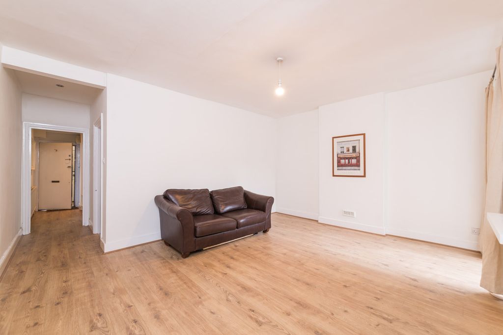 Property photo 3 of 13 4