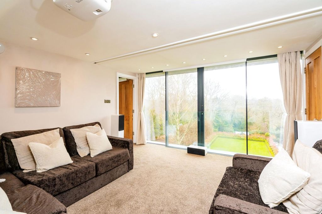 Additional image 8 of 6 bed detached house for saleFoxcombe Road, Oxford OX1