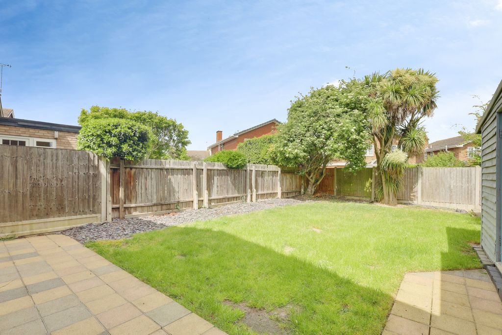 Property photo 2 of 41