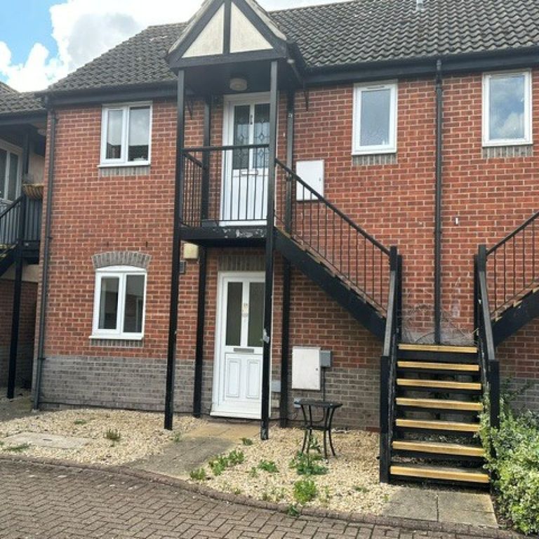 Property photo 2 of 7