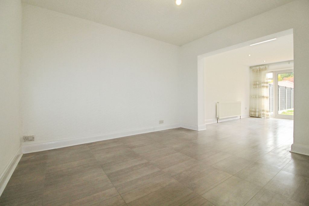 Property photo 2 of 25 Gallery