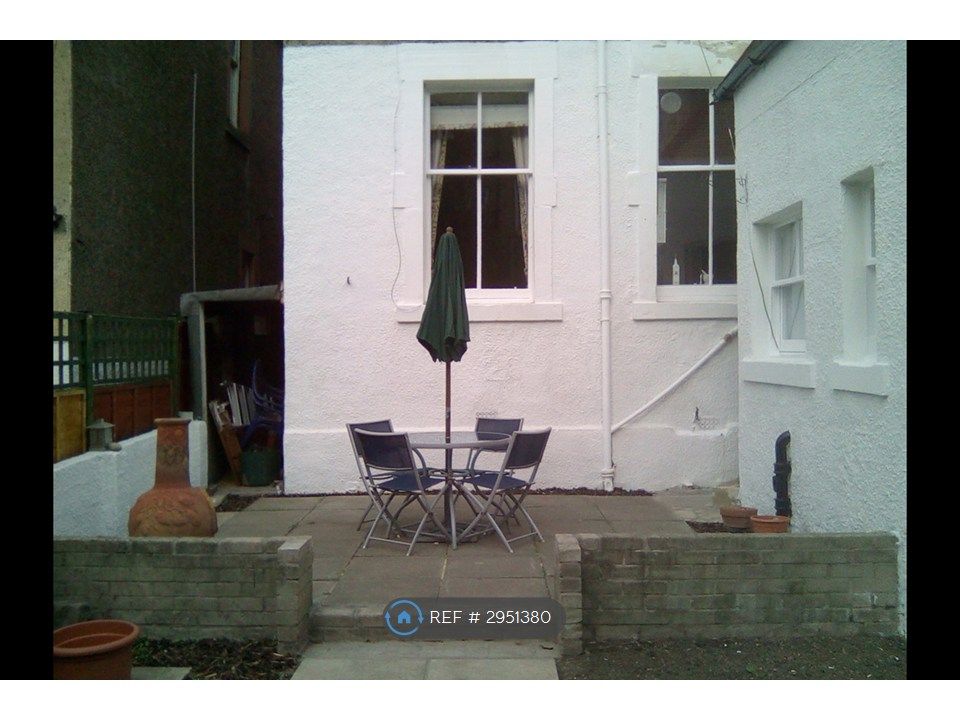 Property photo 3 of 30 Garden