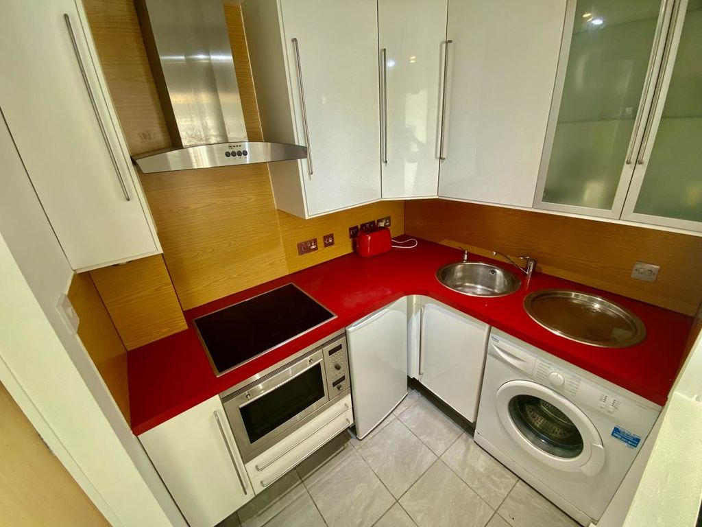 Property photo 3 of 8 Img_3928