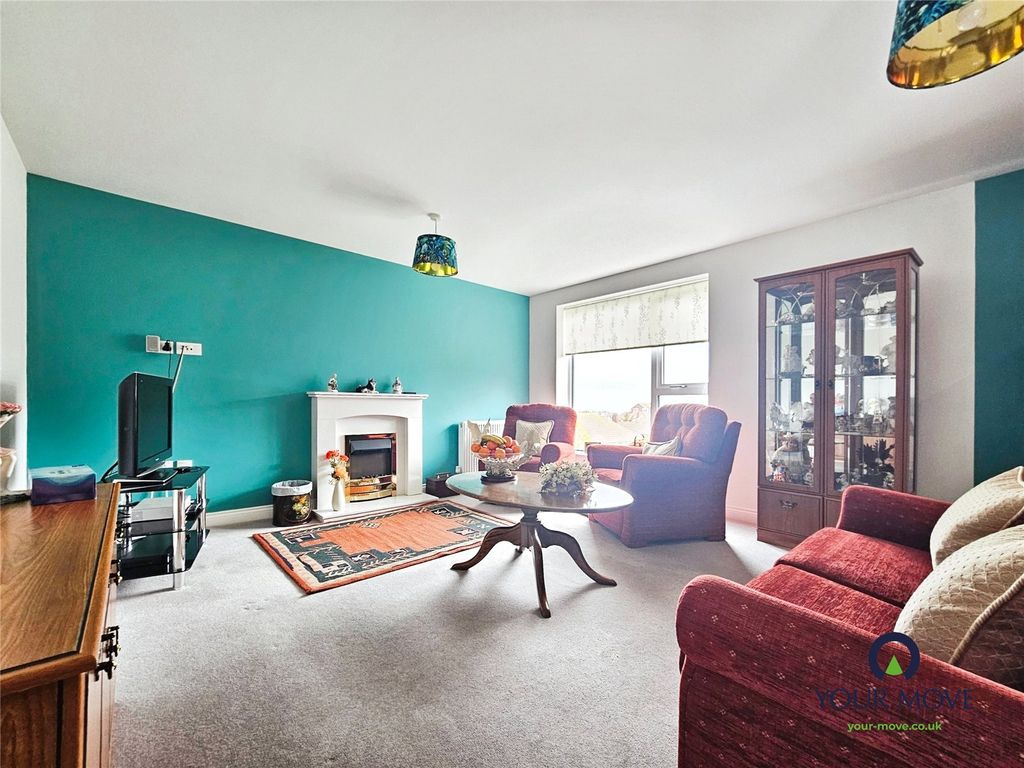 Property photo 3 of 9 Living Room