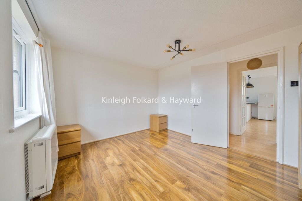 Property photo 3 of 11 Picture No. 21