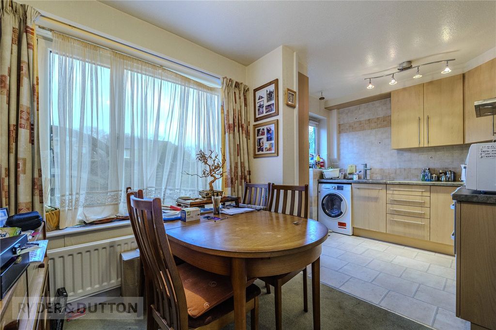 Property photo 2 of 19 Kitchen Diner