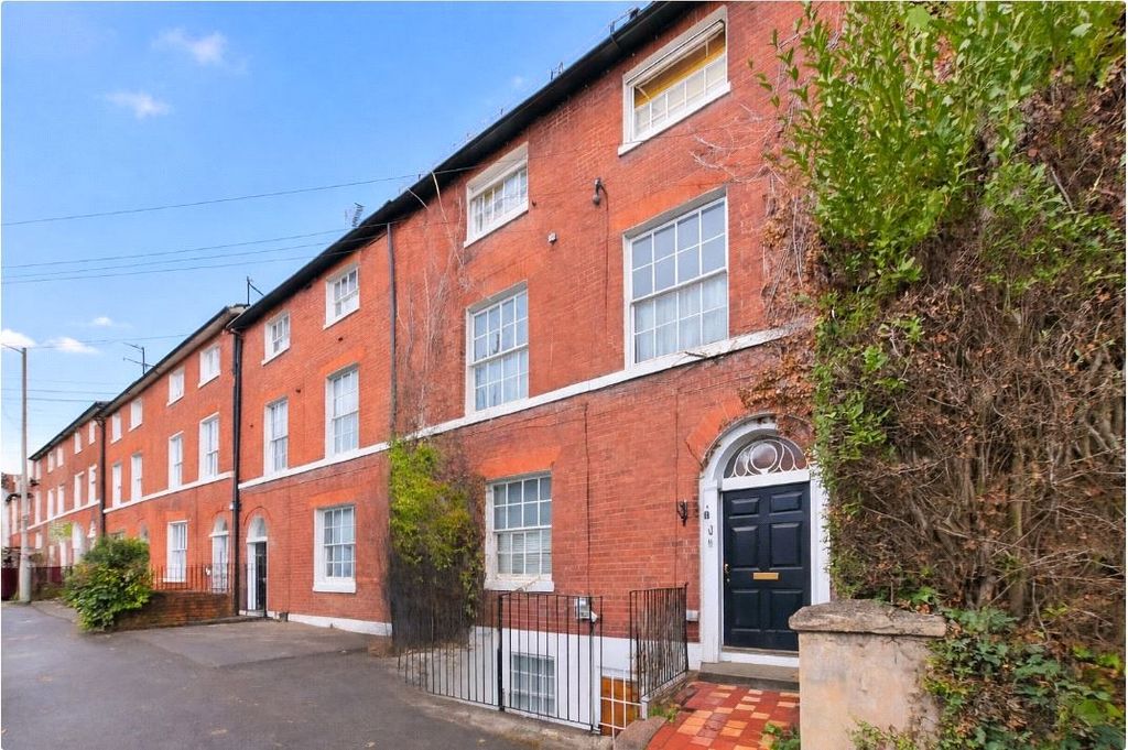 Property photo 1 of 5 Picture No. 08