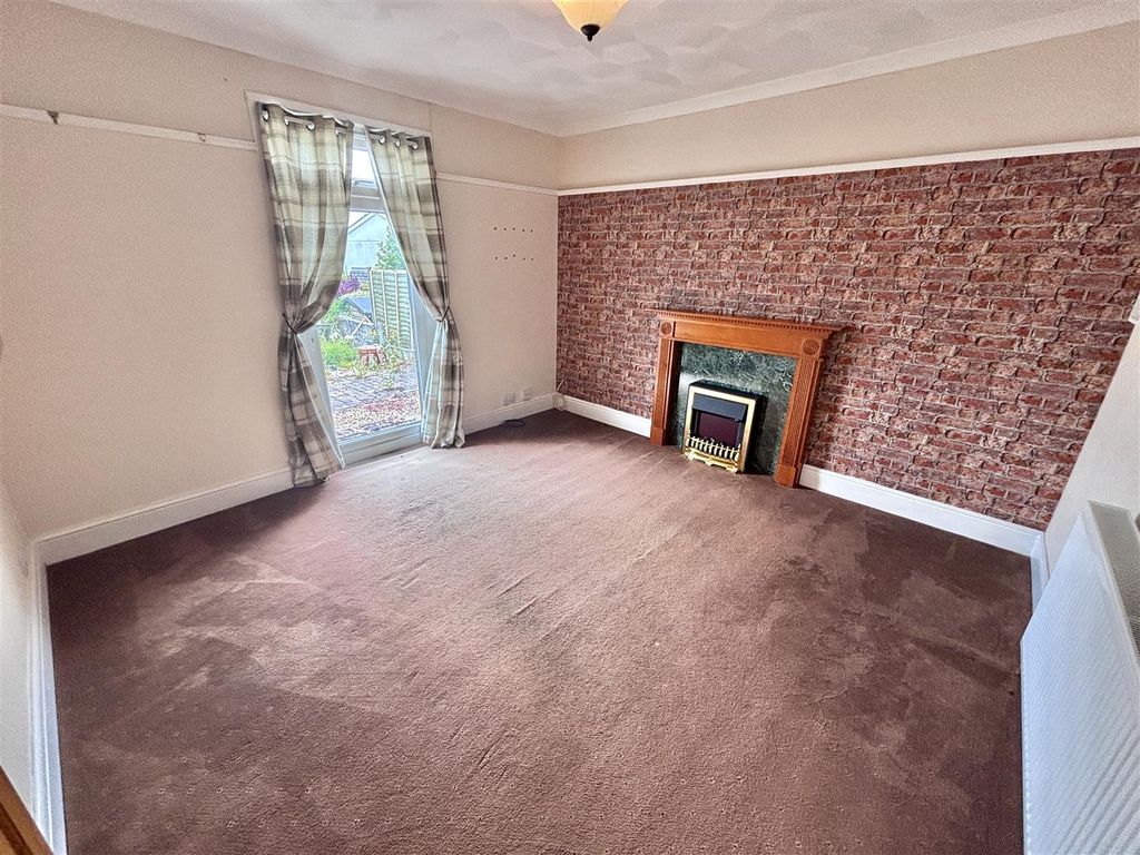 Property photo 3 of 19 Img_2401.Jpg