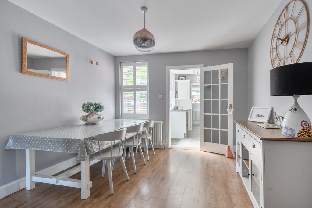 Property photo 3 of 17 Dining