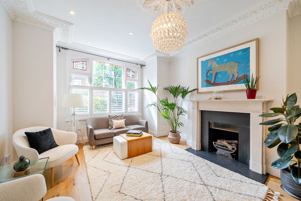 Property photo 1 of 23 1347428-15-68B5E0...