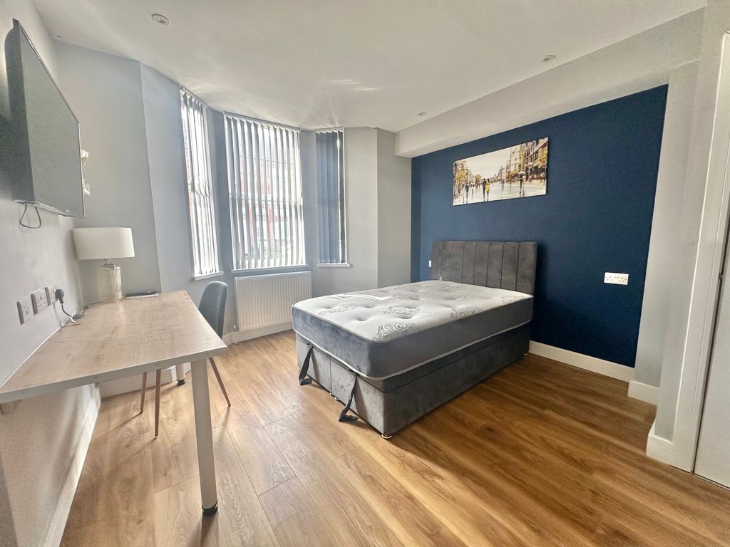 Property photo 2 of 6 Img_3805