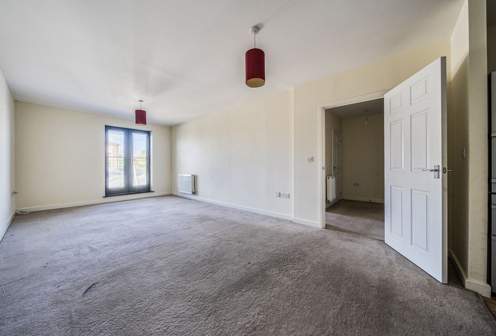 Property photo 1 of 14 1294778-31-6826F1...
