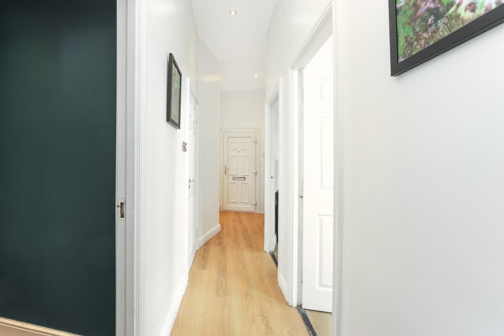 Property photo 2 of 22 Hallway