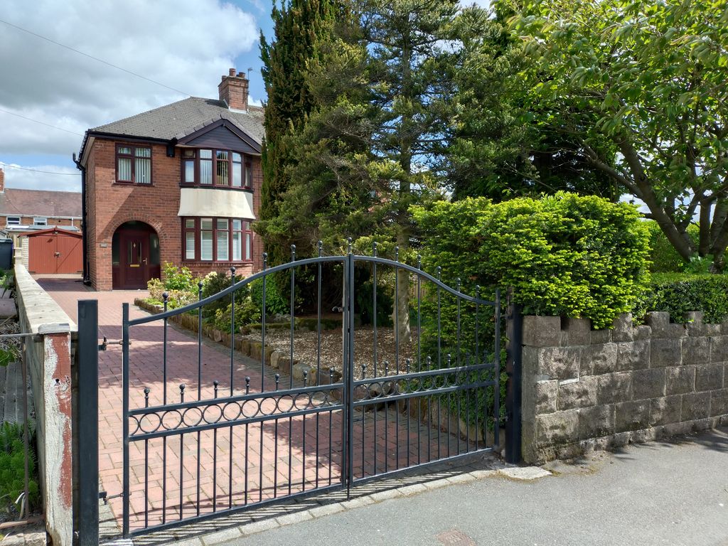 Property photo 3 of 22
