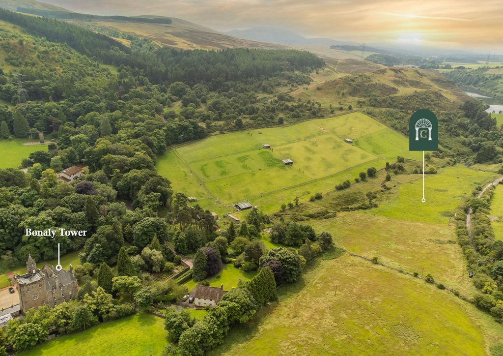 Property photo 3 of 5