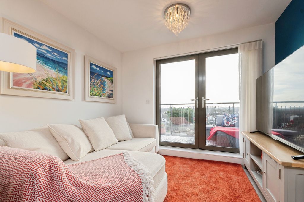 Property photo 1 of 13 Open Plan Living