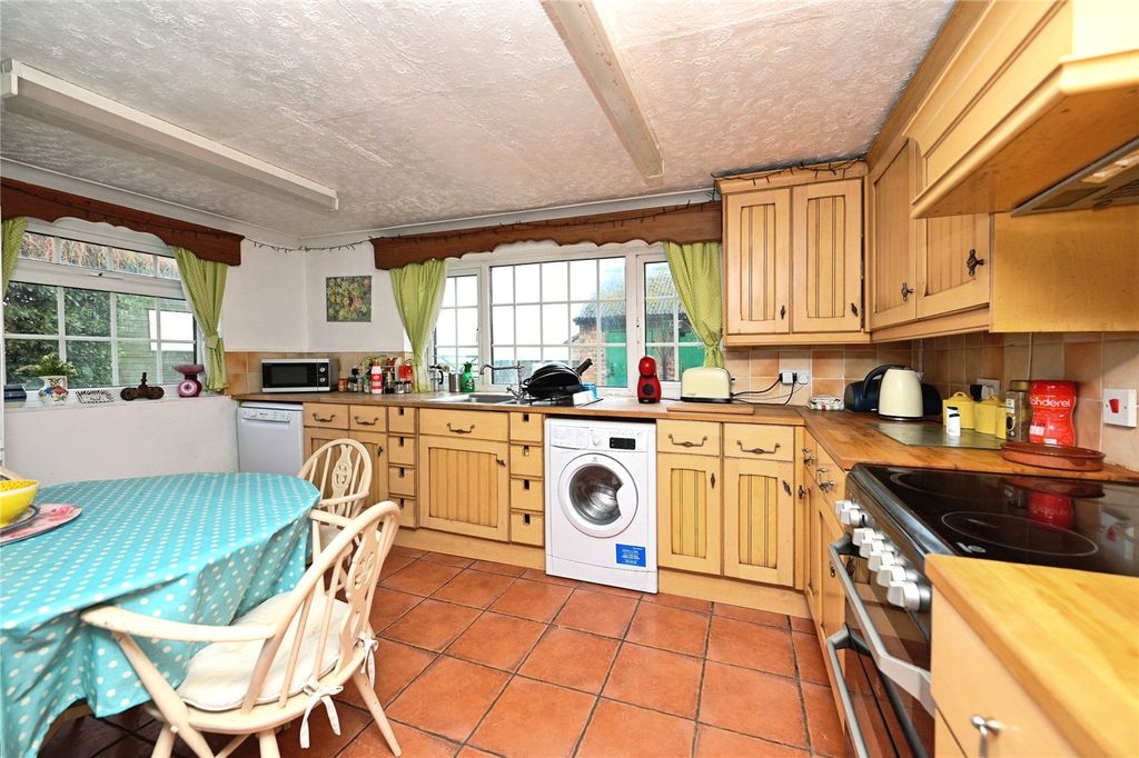 Property photo 2 of 39 Picture No. 02