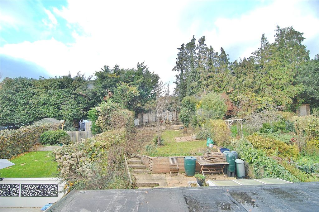 Property photo 3 of 15 Picture No. 23