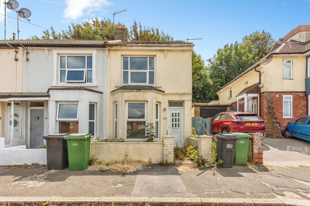 Property photo 1 of 18