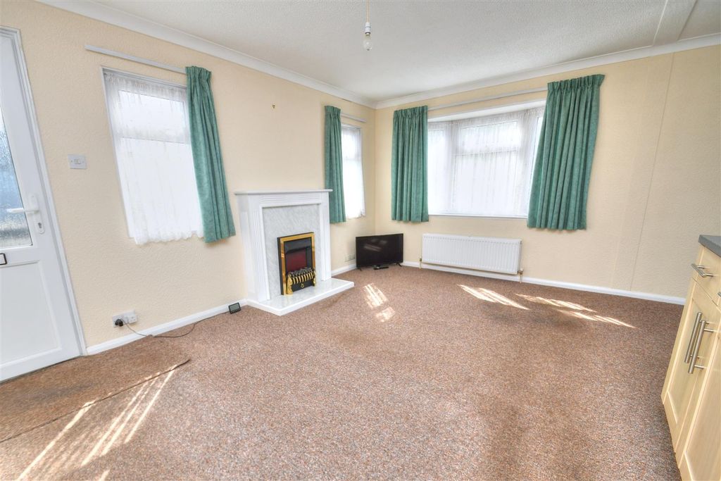 Property photo 2 of 8 Dsc_8687_Smooth 3.Jpg