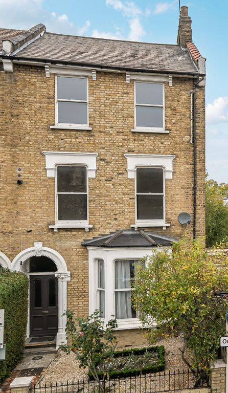 Property photo 1 of 8