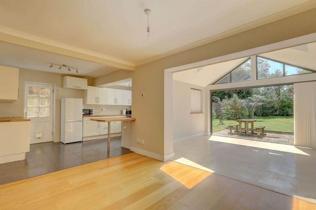 Property photo 2 of 15 Picture No. 07