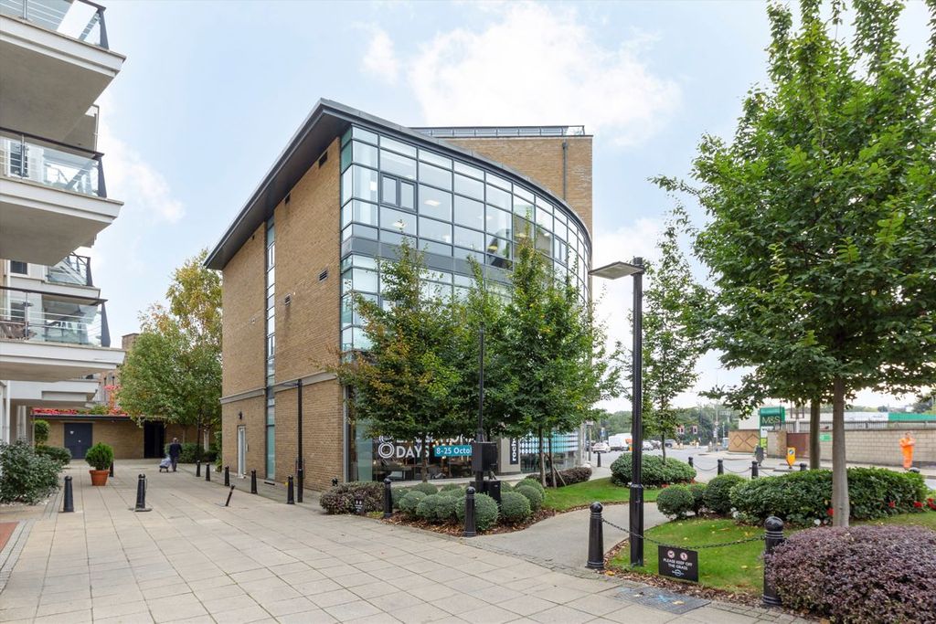 Property photo 1 of 5